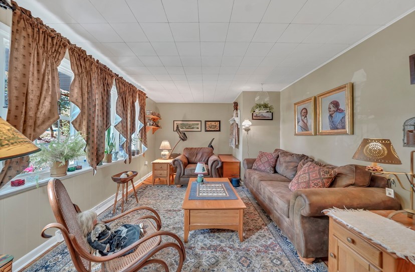 Boston, New York 14075, United States, 3 Bedrooms Bedrooms, ,3 BathroomsBathrooms,Residential,Pending,219542