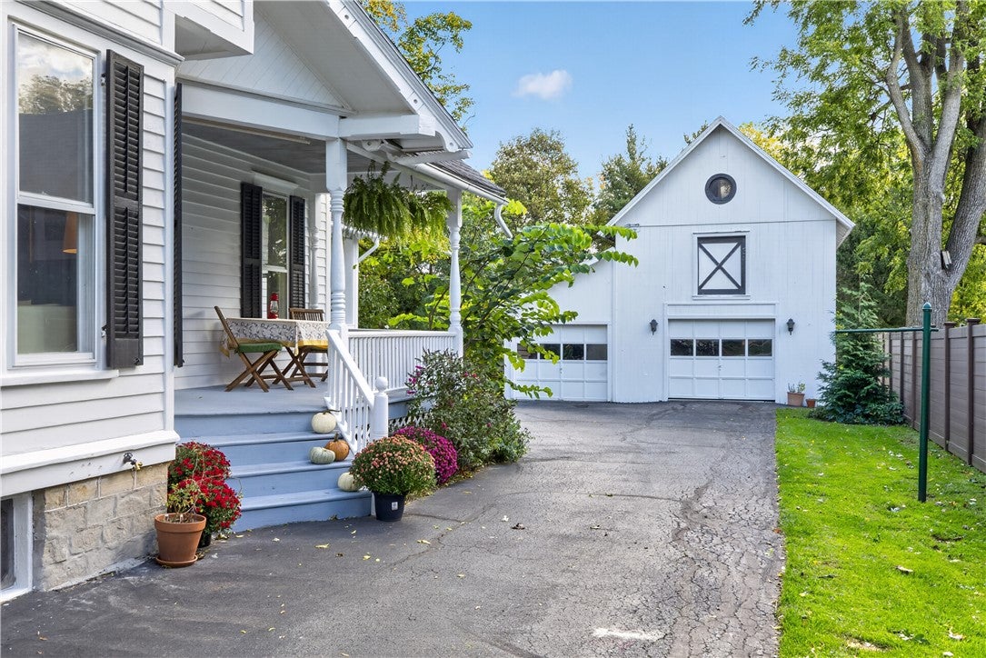 25 Locust Street