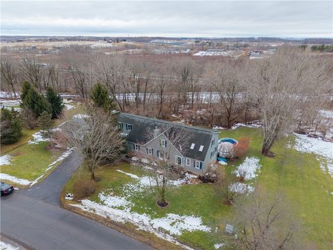 Homes For Sale - 32 Pennsylvania Avenue<br/> Livonia, NY 14414