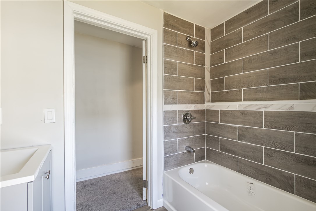 19 Asbury Street, Rochester, New York image 25