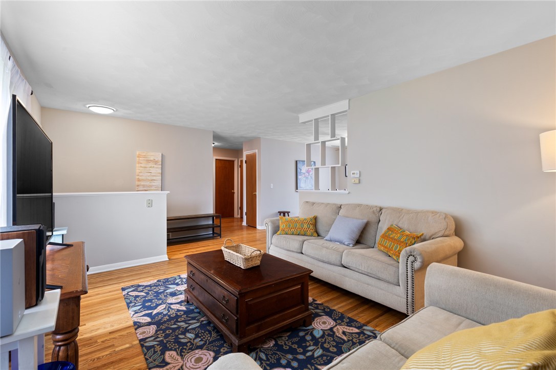 66 Landau Drive, Gates, New York image 6