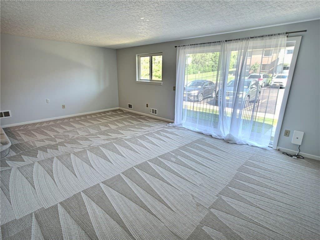 Photo of 22 High Gate Trail #4, Perinton, NY 14450 (MLS # R1710161)