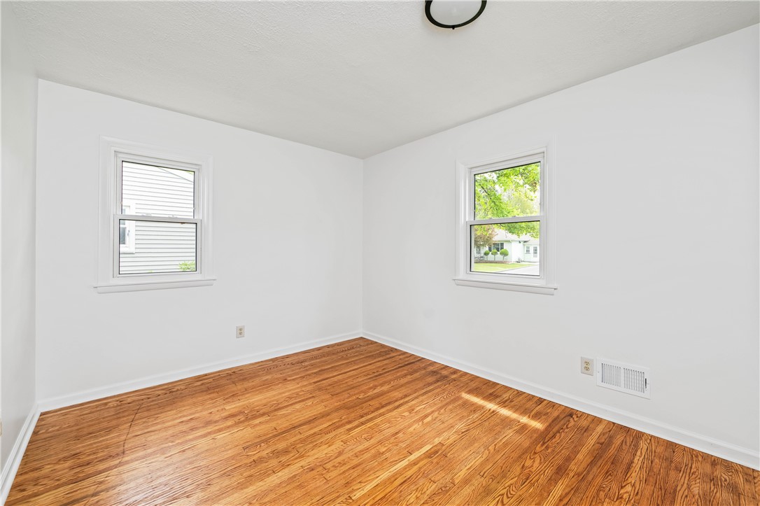 326 Norwood Avenue, Gates, New York image 20