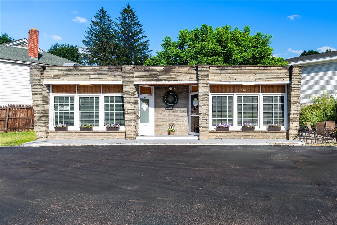 27 Division Street