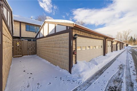 Tiny photo for 82 Camberley Pl Pl, Penfield, NY 14526 (MLS # R1660784)