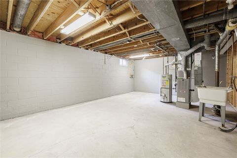 Tiny photo for 82 Camberley Pl Pl, Penfield, NY 14526 (MLS # R1660784)