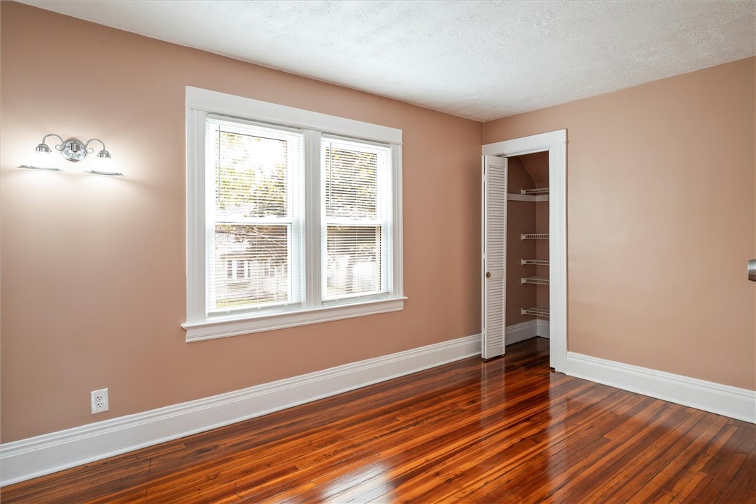 90 Curtis Street, Rochester, New York image 16