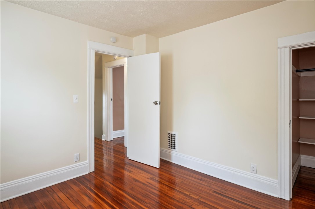 90 Curtis Street, Rochester, New York image 21