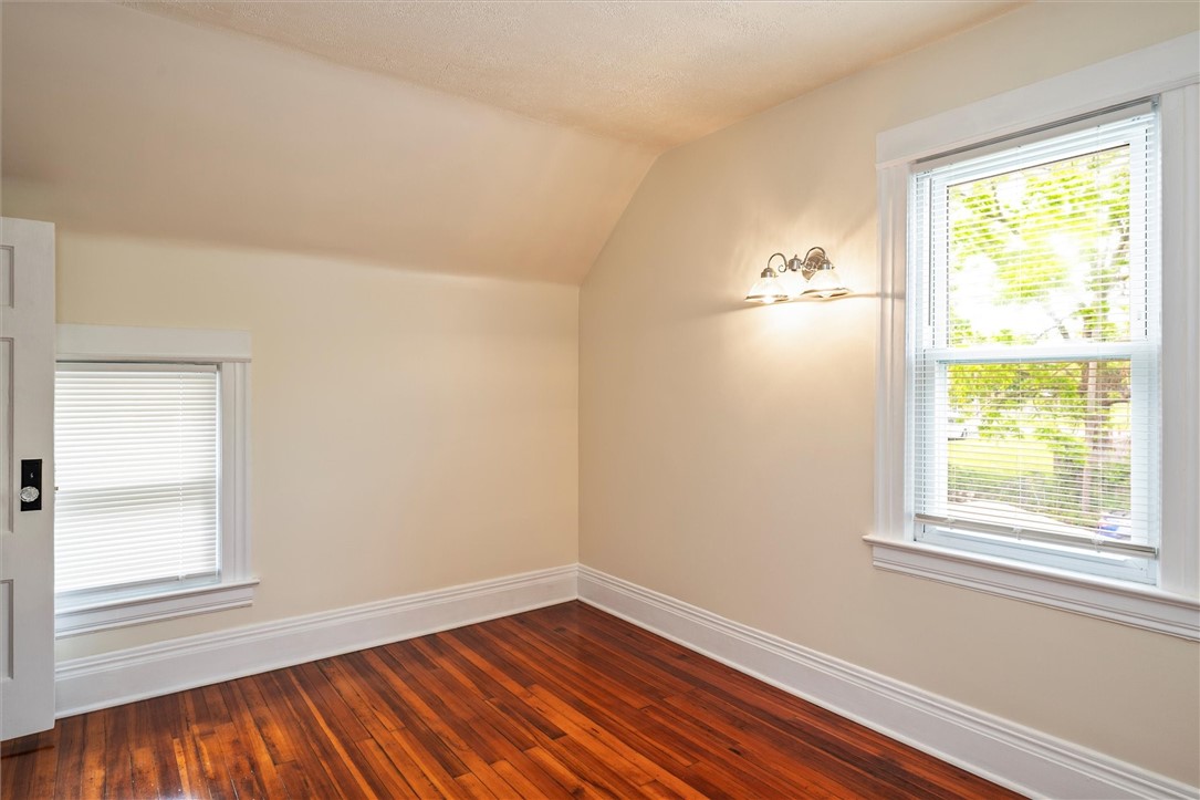 90 Curtis Street, Rochester, New York image 20