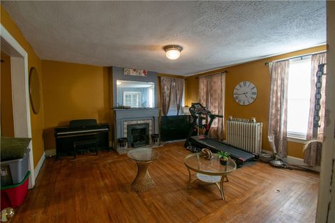 Tiny photo for 202 Fall Street, Seneca Falls, NY 13148 (MLS # R1655089)