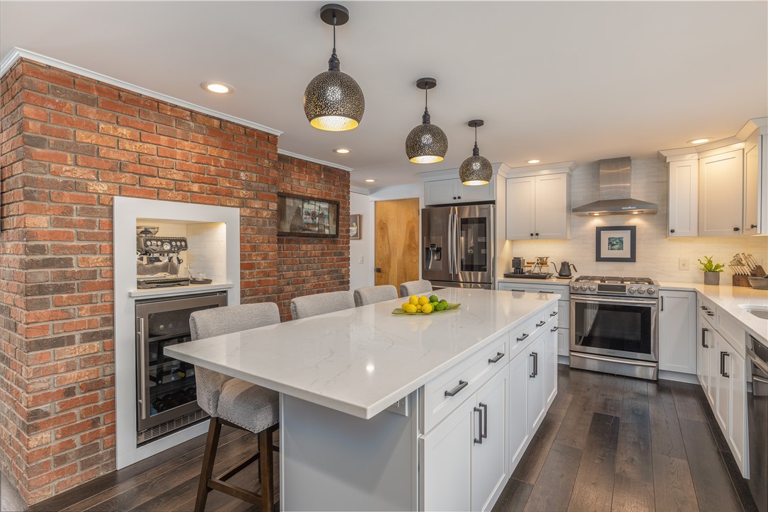 109 Tanglewood Court