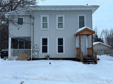 29 Pioneer Road Shortsville NY 14548