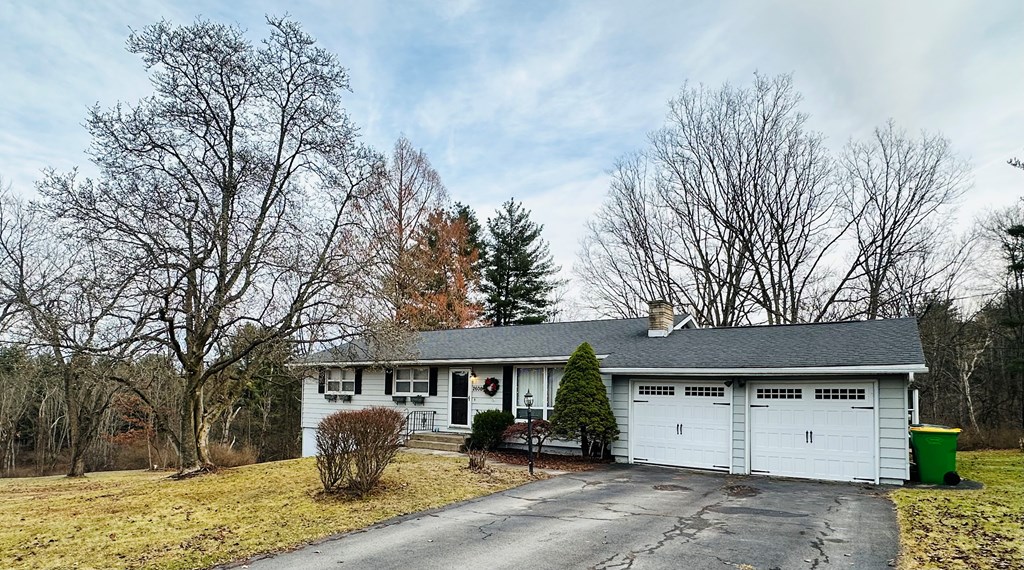 2606 Morrcrest Drive, Corning, New York image 3