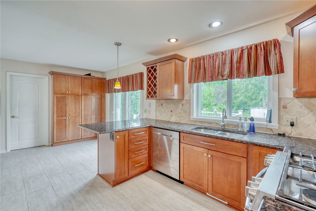 Search Properties 3 3 dean road