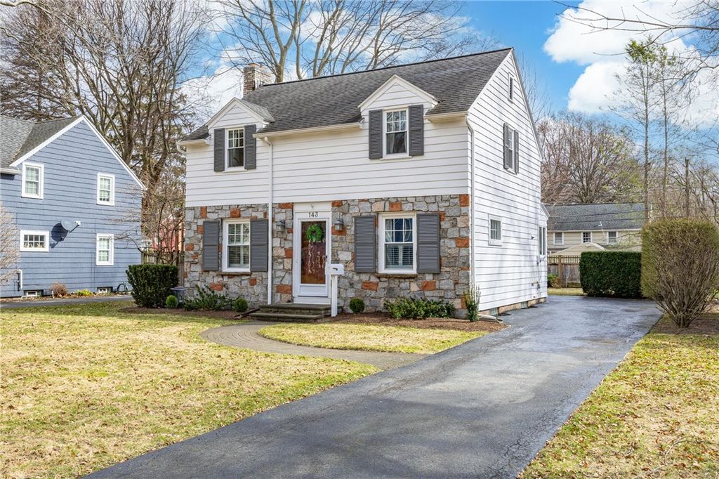 Photo of 143 Commodore Pkwy Pkwy, Brighton, NY 14625 (MLS # R1664498)