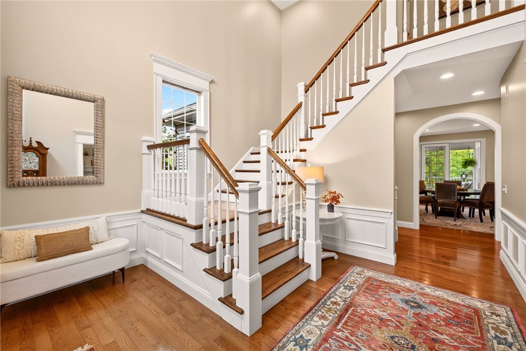 4313 Lake Hill Drive