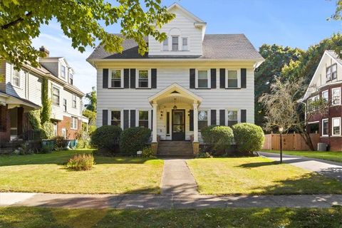 Photo for 421 Seneca Parkway