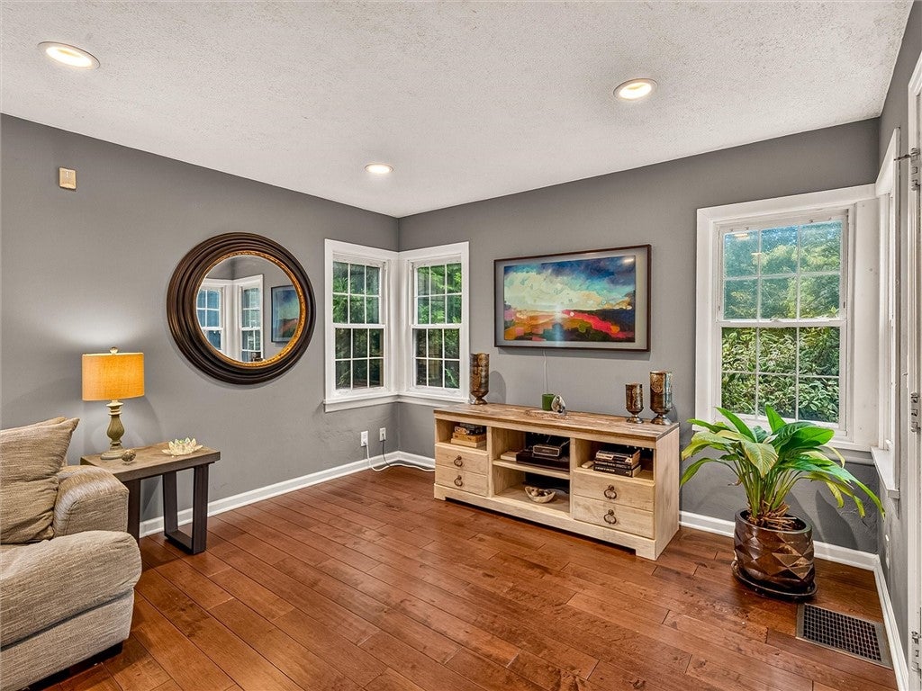 46 Cloverland Drive