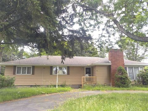 6 Newport Road Rochester NY 14622