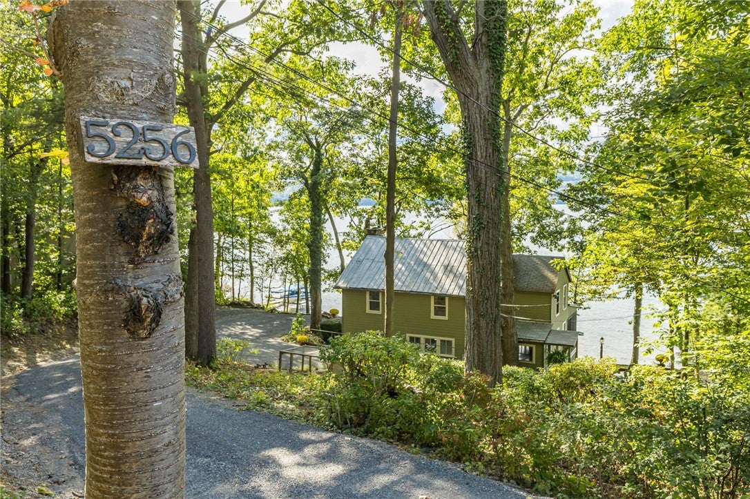 5256 Shale Beach Drive