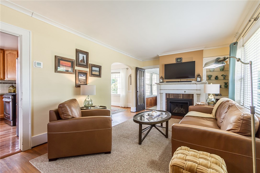 Search Properties 3 207 wimbledon road