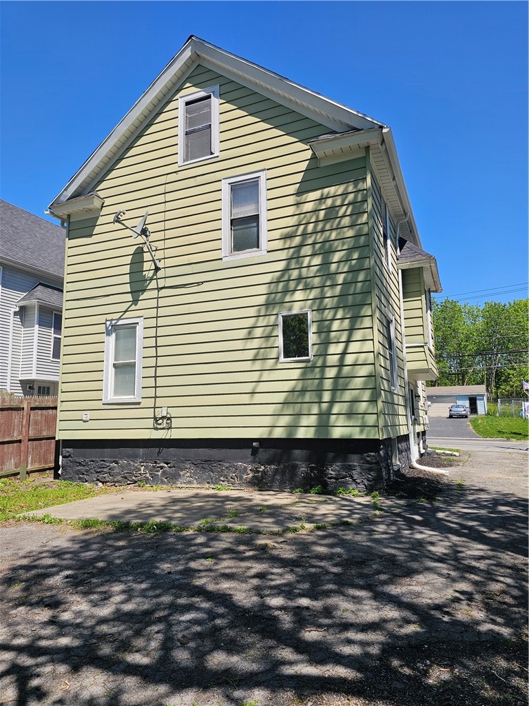 129 Pearl Street