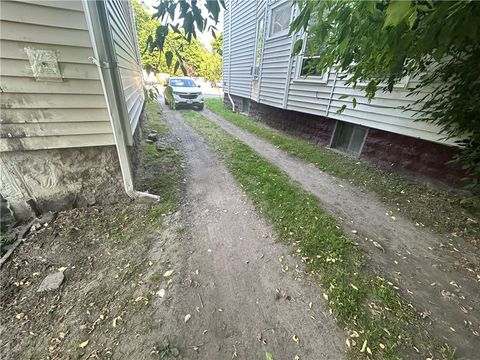 Tiny photo for 727 Dewey Avenue, Rochester, NY 14613 (MLS # R1660598)