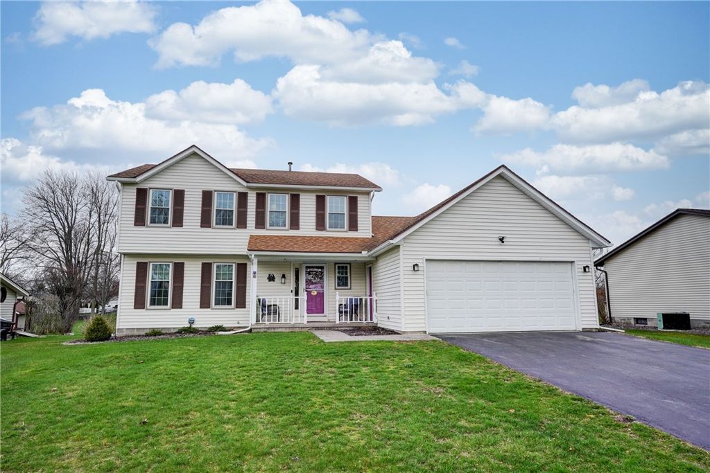 Photo of 64 Markie Drive W, Gates, NY 14606 (MLS # R1677570)