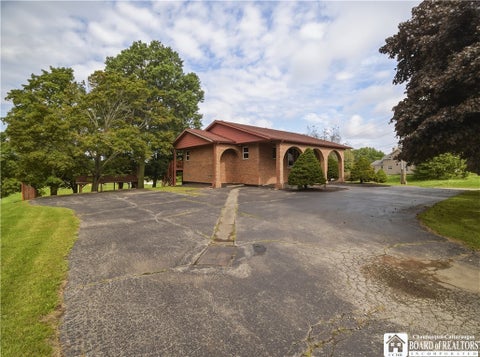 Tiny photo for 3152 E Main Road, Sheridan, NY 14048 (MLS # R1716029)
