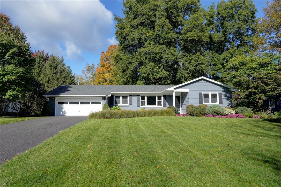 33 Stony Brook Lane