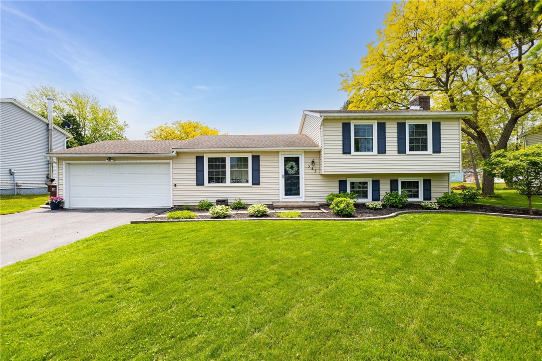 343 Squire Dale Lane, Greece, New York image 1