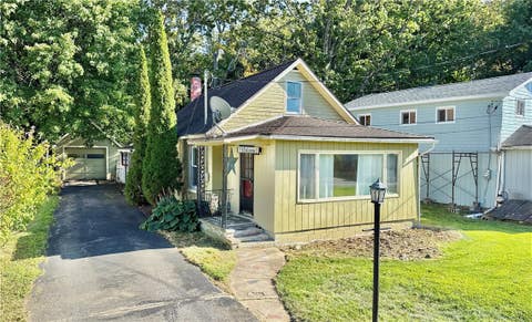 Photo for 200 Lake Shore Drive N