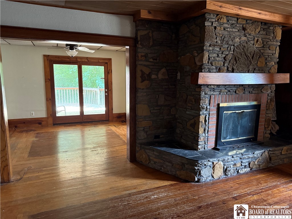 11 Myers Avenue, Jamestown, New York image 4