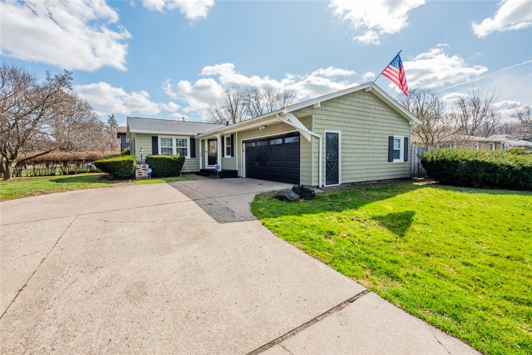 985 Weiland Road, Greece, New York image 3