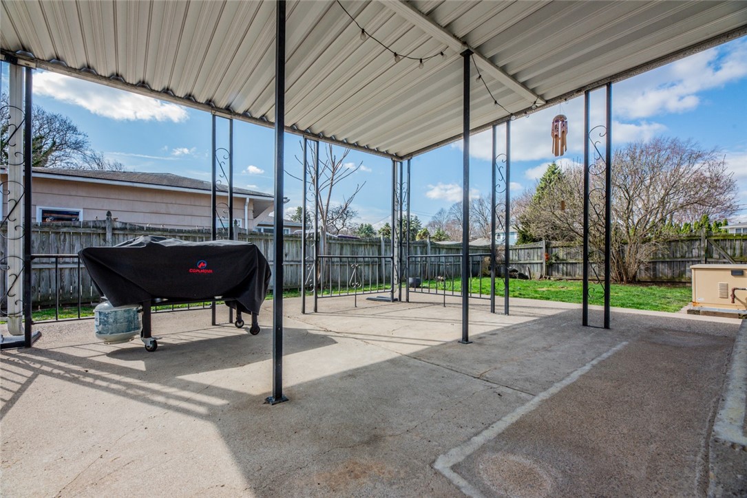 985 Weiland Road, Greece, New York image 38