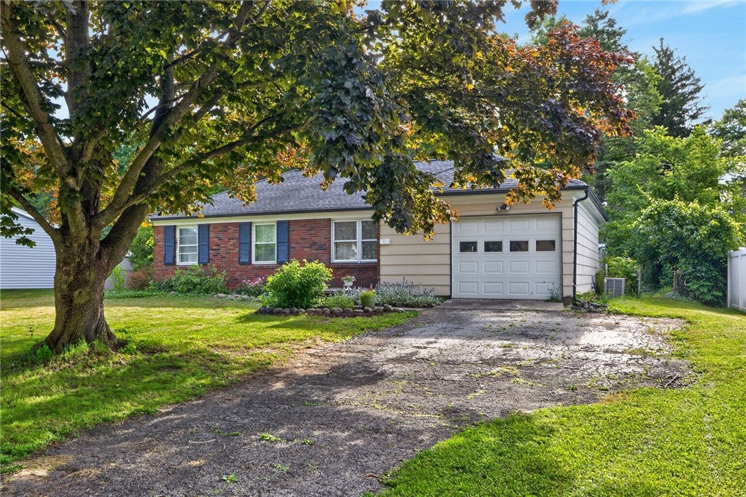 160 Sherwood Drive