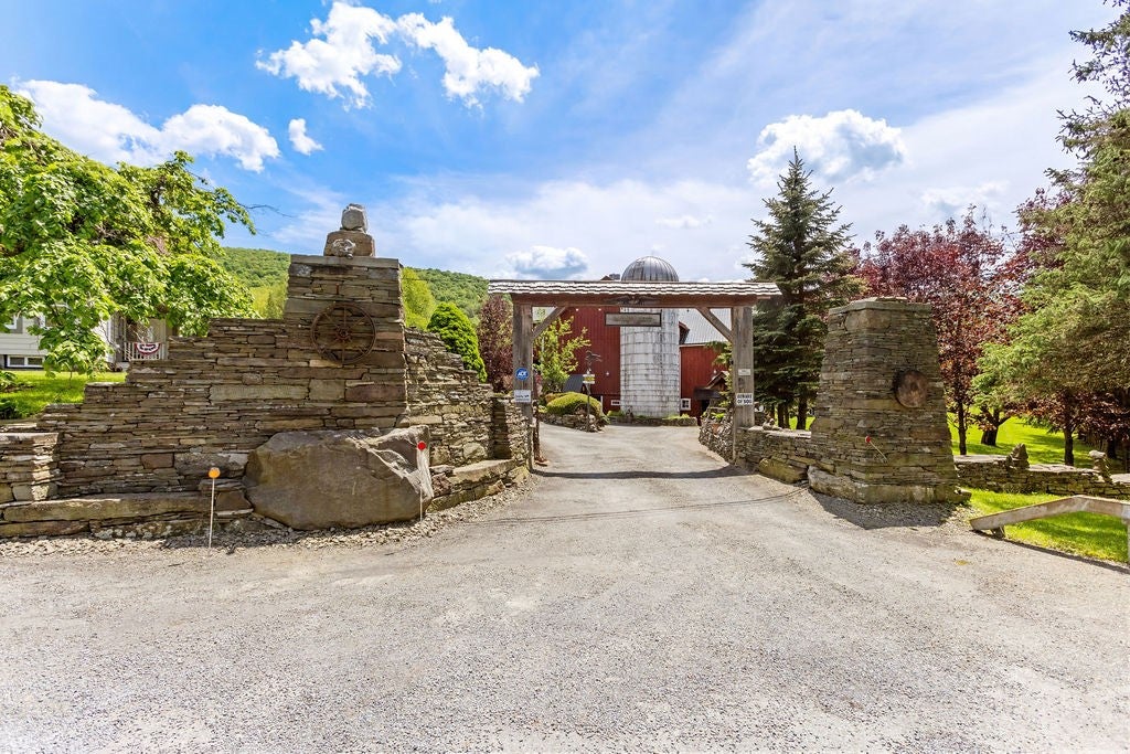 2892 County Highway 22