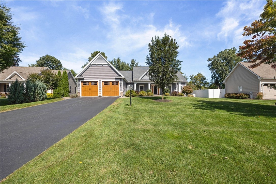 11 Montgomery Glen Drive