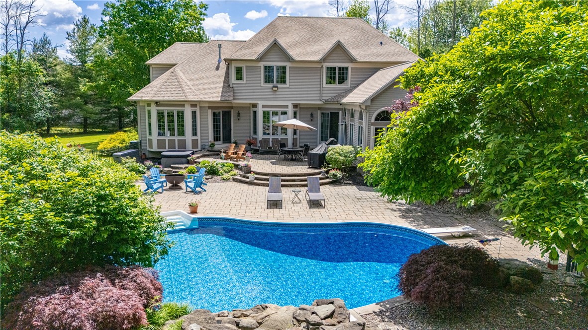 24 North Shore Drive