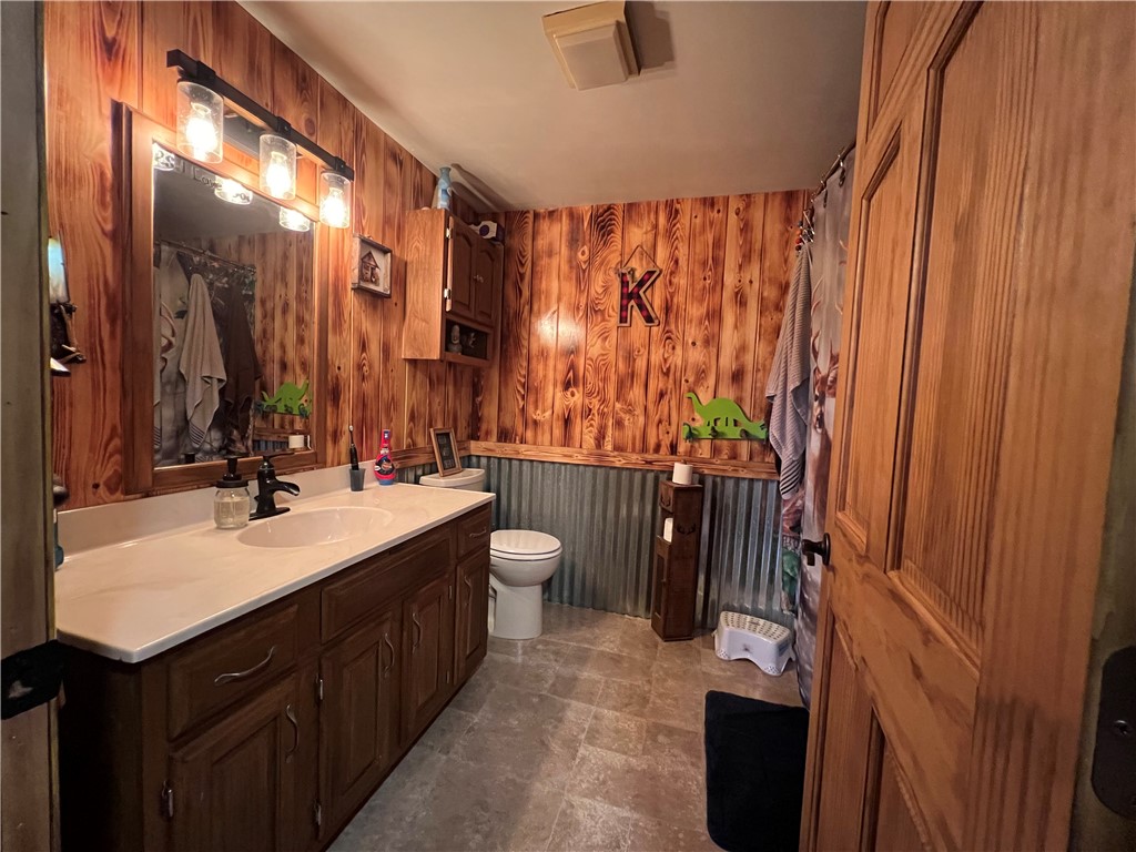 928 East Street, Bridgewater, New York image 17