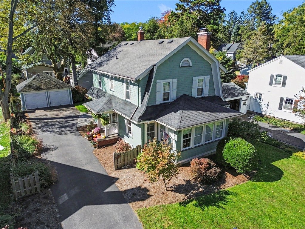 285 Thomas Avenue