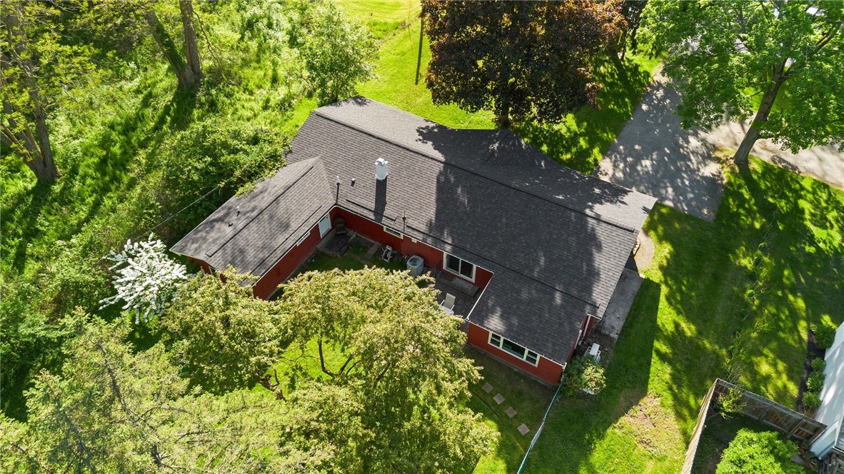 482 Marsh Road, Pittsford, New York image 36