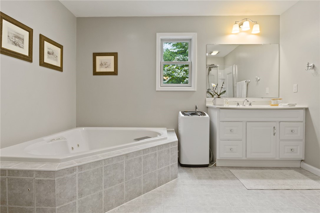 482 Marsh Road, Pittsford, New York image 22