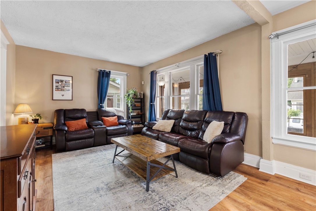 24 Spencer Road, Irondequoit, New York image 10