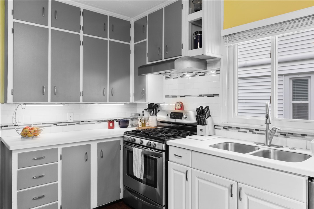 24 Spencer Road, Irondequoit, New York image 15