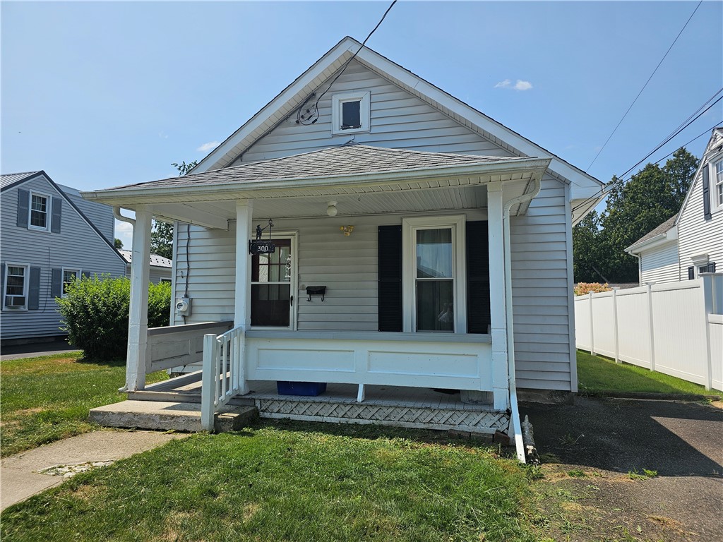 300 S Hoffman Street