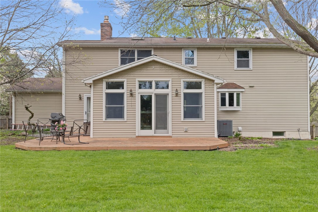 16 Pond View Lane, Penfield, New York image 29