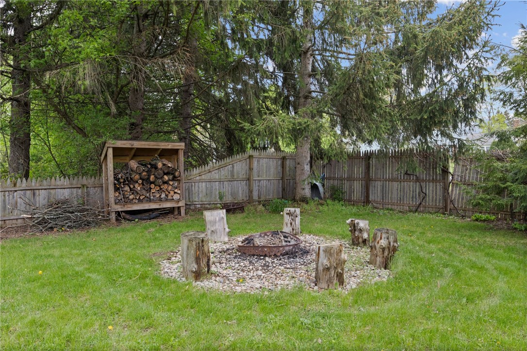 16 Pond View Lane, Penfield, New York image 32