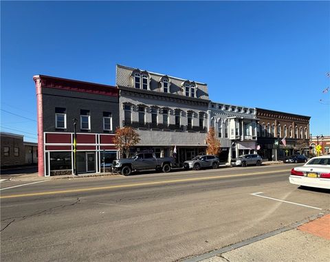 Photo of 118 S Main Street #APT 2, Horseheads, NY 14845 (MLS # R1651818)