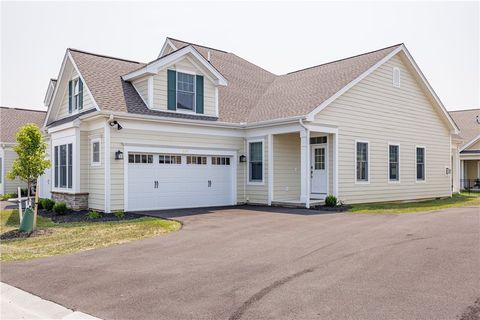 Homes For Sale - 239 Bretlyn Circle<br/> Brighton, NY 14618